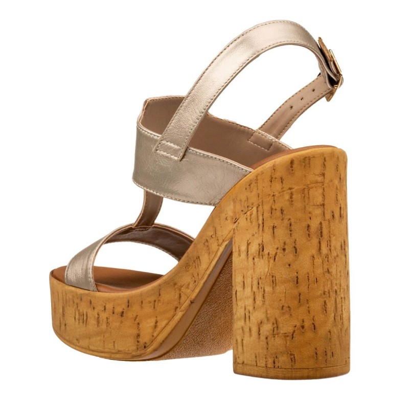 Carad, πέδιλο, 